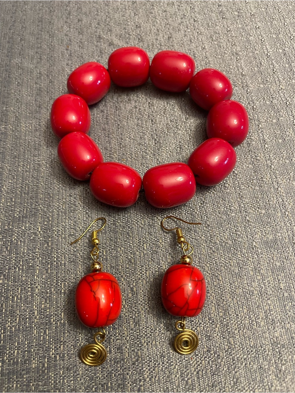 Handmade Red Resin Vintage Chunk Style Stretch Bracelet With Matching Earrings